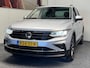 Volkswagen Tiguan 1.4 TSI eHYBRID 245 PK DSG NAVIGATIE ADAPTIVE CRUISE CONTROL STOEL EN STUUR VERWARMING APPLE CARPLAY/ANDROID RIJSTROOKSENSOREN DODEHOEKSENSOREN PDC  ZEER MOOI !! CC