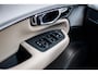 Volvo XC90 2.0 T8 Plug-in hybrid AWD Ultra Dark Executive | Trekhaak | Luchtvering | Gelaagd Glas | Bowers & Wilkins | Massage & Ventilatie Stoelen | Panoramadak |