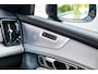 Volvo XC90 2.0 T8 Plug-in hybrid AWD Ultra Dark Executive | Trekhaak | Luchtvering | Gelaagd Glas | Bowers & Wilkins | Massage & Ventilatie Stoelen | Panoramadak |