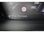 Volvo XC40 T2 R-Design | Verwarmbare Vooruit | Stuurverwarming | Stoelverwarming | Trekhaak | All-Season Banden | Leder/Alcantara Bekleding | Zwart Dak | BLIS | Keyless | Elektrische Achterklep | Adaptieve Cruise Control | Pilot Assist |