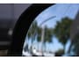 Volvo XC40 T2 R-Design | Verwarmbare Vooruit | Stuurverwarming | Stoelverwarming | Trekhaak | All-Season Banden | Leder/Alcantara Bekleding | Zwart Dak | BLIS | Keyless | Elektrische Achterklep | Adaptieve Cruise Control | Pilot Assist |