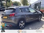 Peugeot 2008 1.2 PureTech Blue Lease Executive GARANTIE/FULL-OPTION/PANO-DAK/TREKHAAK/LEDER/CARPLAY/CLIMA/CRUISE/STOELVERW./LICHTMETAAL rijklaarprijs!