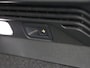 Volkswagen ID.4 Pro Limited Edition 77 kWh | Trekhaak | Stoel, Stuur en Voorruitverwarming | Achteruitrijcamera | Keyless Entry |