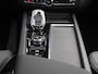 Volvo XC60 2.0 T6 Plug-in hybrid AWD Ultra Black Edition Automaat / Panoramadak / 360* camera / Head-up display / Trekhaak / Luchtvering