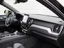 Volvo XC60 2.0 T6 Plug-in hybrid AWD Ultra Black Edition Automaat / Panoramadak / 360* camera / Head-up display / Trekhaak / Luchtvering