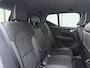 Volvo XC40 T2 130pk Automaat R-Design / Stoel + Stuurw. Verwarming / Getint Glas / DAB / Apple Carplay / PDC + Camera / 18'' / Trekhaak / Keyless /