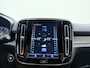 Volvo XC40 T2 130pk Automaat R-Design / Stoel + Stuurw. Verwarming / Getint Glas / DAB / Apple Carplay / PDC + Camera / 18'' / Trekhaak / Keyless /