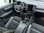Volvo XC40 T2 130pk Automaat R-Design / Stoel + Stuurw. Verwarming / Getint Glas / DAB / Apple Carplay / PDC + Camera / 18'' / Trekhaak / Keyless /