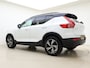 Volvo XC40 T2 130pk Automaat R-Design / Stoel + Stuurw. Verwarming / Getint Glas / DAB / Apple Carplay / PDC + Camera / 18'' / Trekhaak / Keyless /