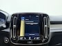 Volvo XC40 T2 130pk Automaat R-Design / Stoel + Stuurw. Verwarming / Getint Glas / DAB / Apple Carplay / PDC + Camera / 18'' / Trekhaak / Keyless /