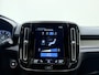 Volvo XC40 T2 130pk Automaat R-Design / Stoel + Stuurw. Verwarming / Getint Glas / DAB / Apple Carplay / PDC + Camera / 18'' / Trekhaak / Keyless /