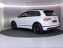 Volkswagen Tiguan 1.4 TSI eHybrid R-Line Business 245 pk Automaat (DSG) | Navigatie | Panoramadak | Trekhaak (wegklapbaar) | Parkeersensoren (Park assist) | Rondomzicht camera | Head-up display | Black Style pakket | R-Line |
