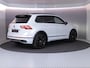 Volkswagen Tiguan 1.4 TSI eHybrid R-Line Business 245 pk Automaat (DSG) | Navigatie | Panoramadak | Trekhaak (wegklapbaar) | Parkeersensoren (Park assist) | Rondomzicht camera | Head-up display | Black Style pakket | R-Line |