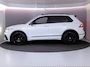 Volkswagen Tiguan 1.4 TSI eHybrid R-Line Business 245 pk Automaat (DSG) | Navigatie | Panoramadak | Trekhaak (wegklapbaar) | Parkeersensoren (Park assist) | Rondomzicht camera | Head-up display | Black Style pakket | R-Line |