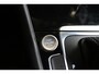 Volkswagen Golf 1.5 TSI Highline Business R | Keyless | Pano | Camera | 100% (Dealer) onderhouden label