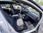 Toyota C-HR / C-HR+ EXECUTIVE AWD 77 kWh NIEUW & DIRECT LEVERBAAR!! PREMIUM PACK PANO-DAK BLIND-SPOT PARK-SENSOREN 360° CAMERA STOEL/STUURVERW WARMTEPOMP EL-ACHTERKLEP