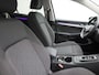 Volkswagen Golf 1.5 eHybrid Life Edition 204PK| Orgineel Nederlands | Apple Carplay Draadloos | Achteruitrijcamera | Parkeersensoren Voor & Achter | Digitale Cockpit | Sfeerverlichting