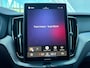 Volvo XC60 2.0 T8 Plug-in hybrid AWD NW MODEL Ultra Black Edition 455pk Luchtvering / Trekhaak / Head Up Display