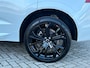 Volvo XC60 2.0 T8 Plug-in hybrid AWD NW MODEL Ultra Black Edition 455pk Luchtvering / Trekhaak / Head Up Display