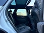 Volvo XC60 2.0 T8 Plug-in hybrid AWD NW MODEL Ultra Black Edition 455pk Luchtvering / Trekhaak / Head Up Display