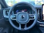 Volvo XC60 2.0 T8 Plug-in hybrid AWD NW MODEL Ultra Black Edition 455pk Luchtvering / Trekhaak / Head Up Display