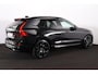 Volvo XC60 T6 Recharge AWD Ultra Black Edition - Luchtvering - Panorama/schuifdak - IntelliSafe Assist & Surround - 360º Camera - Harman/Kardon audio - Adaptieve LED koplampen - Verwarmde voorstoelen, stuur & achterbank - Parkeersensoren voor & achter - Elektr. bedienb. voorstoelen met geheugen - Head up display - Draadloze tel. lader - Extra getint glas - Inklapbare trekhaak - 21' LMV