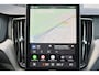 Volvo XC60 T6 Recharge AWD Ultra Black Edition - Luchtvering - Panorama/schuifdak - IntelliSafe Assist & Surround - 360º Camera - Harman/Kardon audio - Adaptieve LED koplampen - Verwarmde voorstoelen, stuur & achterbank - Parkeersensoren voor & achter - Elektr. bedienb. voorstoelen met geheugen - Head up display - Draadloze tel. lader - Extra getint glas - Inklapbare trekhaak - 21' LMV