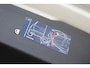 Volvo V60 T8 Plug-in hybrid AWD Plus Dark | Panoramadak | Trekhaak | Verwarmbare voorstoelen, achterbank en stuurwiel | Head-up display | 360 graden camera | Premium audio by Harman Kardon | Apple carplay/Android auto