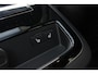 Volvo V60 T8 Plug-in hybrid AWD Plus Dark | Panoramadak | Trekhaak | Verwarmbare voorstoelen, achterbank en stuurwiel | Head-up display | 360 graden camera | Premium audio by Harman Kardon | Apple carplay/Android auto