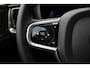 Volvo V60 T8 Plug-in hybrid AWD Plus Dark | Panoramadak | Trekhaak | Verwarmbare voorstoelen, achterbank en stuurwiel | Head-up display | 360 graden camera | Premium audio by Harman Kardon | Apple carplay/Android auto