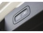 Volvo V60 T8 Plug-in hybrid AWD Plus Dark | Panoramadak | Trekhaak | Verwarmbare voorstoelen, achterbank en stuurwiel | Head-up display | 360 graden camera | Premium audio by Harman Kardon | Apple carplay/Android auto