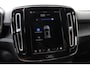Volvo EX40 Single Motor Extended Range Plus 82 kWh | Trekhaak | Verwarmbare voorstoelen en stuurwiel | Premium audio by Harman Kardon | Keyless | Adaptieve cruise control Warmtepomp