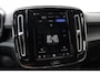 Volvo EX40 Single Motor Extended Range Plus 82 kWh | Trekhaak | Verwarmbare voorstoelen en stuurwiel | Premium audio by Harman Kardon | Keyless | Adaptieve cruise control Warmtepomp