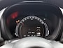 Toyota Aygo X 1.0 VVT-i S-CVT Pulse + | BTW Voertuig | Parkeersensoren voor+achter | Keyless Entry/Start | Climate Control | Cruise Control Adaptive | achteruitrijcamera | Apple CarPlay/Android Auto |