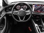 Volkswagen Passat Variant 1.5 eTSI 150pk DSG Elegance Business · Camera · Wegklapbare Trekhaak · Apple/Android Car Play · Dodehoeksensoren · P-Sensoren · 17'' Inch · Garantie t/m 18-06-2028 of 100.000