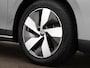 Volkswagen Passat Variant 1.5 eTSI 150pk DSG Elegance Business · Camera · Wegklapbare Trekhaak · Apple/Android Car Play · Dodehoeksensoren · P-Sensoren · 17'' Inch · Garantie t/m 18-06-2028 of 100.000