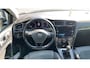 Volkswagen Golf 1.5 TSI 130pk Highline Executive / Navigatie / Parkeersensoren / 17"LM Velgen / Alcantara bekleding / Digitaal dashboard