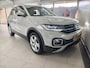 Volkswagen T-Cross 1.0 TSI 110pk 7-DSG Life *ECC/Stoelverwarming/Trekhaak*