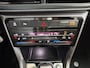 Volkswagen T-Cross 1.0 TSI 110pk 7-DSG Life *ECC/Stoelverwarming/Trekhaak*