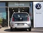 Volkswagen Up! 1.0 75 pk BMT cross up! | Cruise Control | Climate control | PDC | Stoelverwarming | Bluetooth |