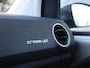 Volkswagen Up! 1.0 75 pk BMT cross up! | Cruise Control | Climate control | PDC | Stoelverwarming | Bluetooth |
