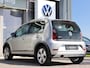 Volkswagen Up! 1.0 75 pk BMT cross up! | Cruise Control | Climate control | PDC | Stoelverwarming | Bluetooth |