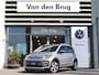 Volkswagen Up! 1.0 75 pk BMT cross up! | Cruise Control | Climate control | PDC | Stoelverwarming | Bluetooth |