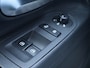 Volkswagen Up! 1.0 75 pk BMT cross up! | Cruise Control | Climate control | PDC | Stoelverwarming | Bluetooth |