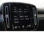 Volvo XC40 T4 Recharge R-Design | Elektrisch glazen panorama-dak | Achteruitrijcamera | Dodehoek detectie met correctie | Voorstoelen & stuurwiel verwarmd | Pilot Assist & Adaptive Cruise Control | Apple Carplay & Android Auto | Elektrisch bedienbare achterklep | Keyless Entry & Start | Rijstrooksensor met correctie |