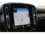 Volvo XC40 T4 Recharge R-Design | Elektrisch glazen panorama-dak | Achteruitrijcamera | Dodehoek detectie met correctie | Voorstoelen & stuurwiel verwarmd | Pilot Assist & Adaptive Cruise Control | Apple Carplay & Android Auto | Elektrisch bedienbare achterklep | Keyless Entry & Start | Rijstrooksensor met correctie |