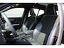 Volvo XC40 T4 Recharge R-Design | Elektrisch glazen panorama-dak | Achteruitrijcamera | Dodehoek detectie met correctie | Voorstoelen & stuurwiel verwarmd | Pilot Assist & Adaptive Cruise Control | Apple Carplay & Android Auto | Elektrisch bedienbare achterklep | Keyless Entry & Start | Rijstrooksensor met correctie |
