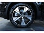 Volvo XC40 Recharge Plus | Stoelverwarming | Parkeercamera | 4-seizoenenbanden | Connect MicroTech / Nubuck textiel bekleding | Parkeersensoren voor + achter | Google Infotainment | 4-Seizoenenbanden | Adaptive Cruise Control | Warmtepomp