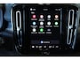 Volvo XC40 Recharge Plus | Stoelverwarming | Parkeercamera | 4-seizoenenbanden | Connect MicroTech / Nubuck textiel bekleding | Parkeersensoren voor + achter | Google Infotainment | 4-Seizoenenbanden | Adaptive Cruise Control | Warmtepomp