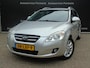 Kia Ceed 1.6I - Airco - Trekhaak - Electrische ramen - goed onderhouden